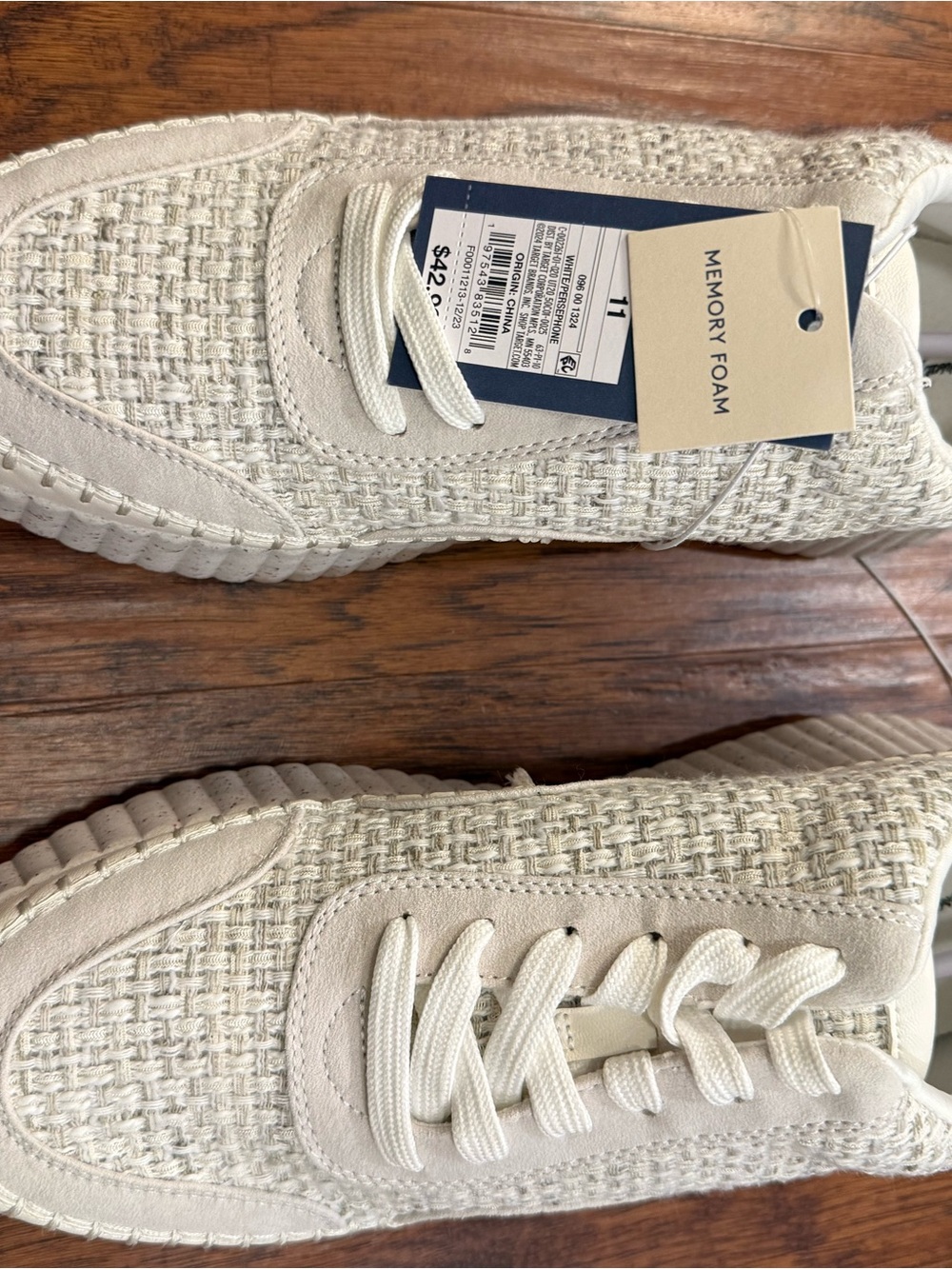 Women’s Casual Memory Foam Sneakers - Cream